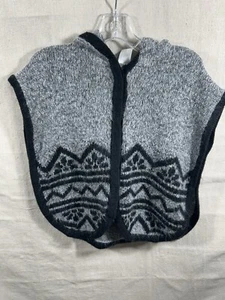 Carters Girls Gray Cape Sweater Size 3 T - Picture 1 of 4