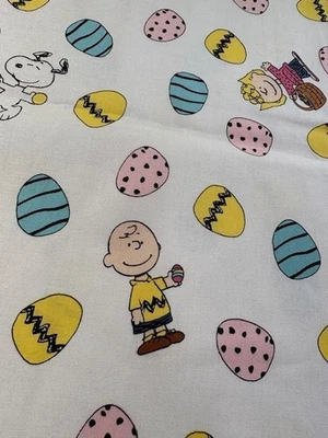 Tela de huevo de Pascua blanca CACAHUETES, Snoopy, Charlie Brown - 43" x 55" - ¡1,5 yardas!! Foto 1 de 4