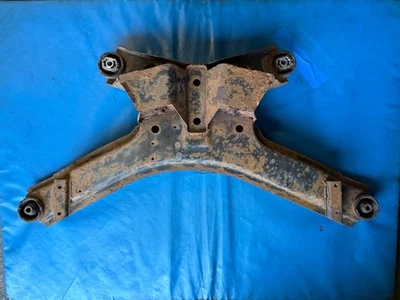 Rover 75 Rear Axle Subframe (Rubber Bushes) Part #: KHB000130 or KHB000131 — 第 1/4 张图片