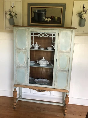 Antiguo gabinete de China - Vidrio - PERSONALIZADO ESTILO FRANCÉS RESTAURADO Foto 1 de 4