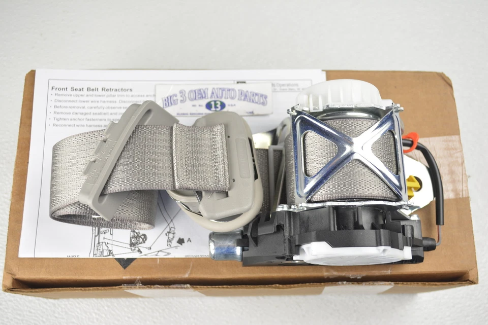 Cadillac Escalade Chevrolet Silverado Passenger Seat Belt Kit new OEM 19260184 - Image 1 of 4