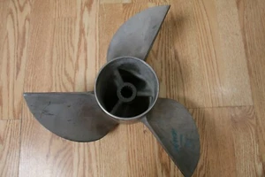 LH Counter Rotation 14 3/4" X 21P MERCURY CLEAVER Stainless Prop Solid Hub 4 1/3 - Picture 1 of 8