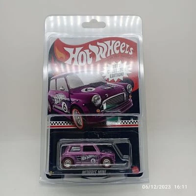 Hot Wheels 2023 Morris Mini Mail In con protezione. - Immagine 1 di 4