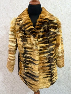 Red Fox Fur Jacket – Chest 48 – Length 30 – Fluffy Natural Red Fox jacket - Image 1 of 4