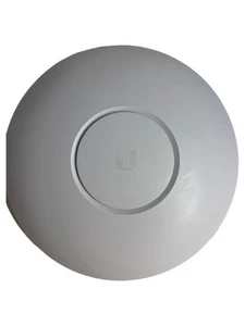 Ubiquiti U6-Pro Access Point - Photo 1/4