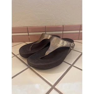 FitFlop bronzefarbene verstellbare Damen-Riemensandale Größe US 6 bequeme flache Form - Bild 1 von 6