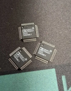 Sonderposten AD9765AST || AD || DA-Wandler & LQFP48 ||New 4pcs - Bild 1 von 2