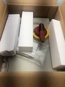 NEW ALLEN BRADLEY 194R DISCONNECT SWITCH 194R-FJ60-1753-PY 60A 3 POLE PN-218670 - Picture 1 of 12