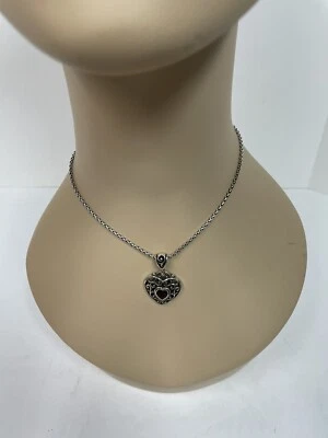 Collar Brighton retirado colgante en forma de corazón con piedra roja Foto 1 de 4