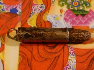 ANTIQUE INDO TIBETAN NEPAL SILVER CAPPED TOOTH SHAMAN HEIRLOOM BEAD 33.2-5.5 MM - Picture 1 of 9