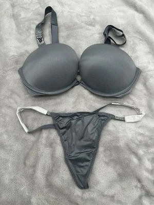 VICTORIA’S SECRET CORREA BRILLO DISPERSO 36C Bombshell con cuerda en V mediana Foto 1 de 4