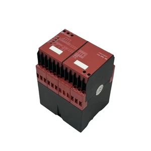 Telemecanique XPSAM5140 SAFETY RELAY XPS-AM - Imagen 1 de 3