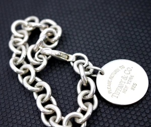 Tiffany & Co. Runde Anhänger Charm Gliederarmband Armreif in Sterlingsilber 7,5" Zoll - Bild 1 von 17