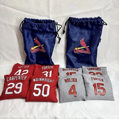 Bolsas Cornhole de los Cardenales de San Luis: 4 rojas y 4 grises (Waino, Molina) 30/05/22 SGA Foto 1 de 4