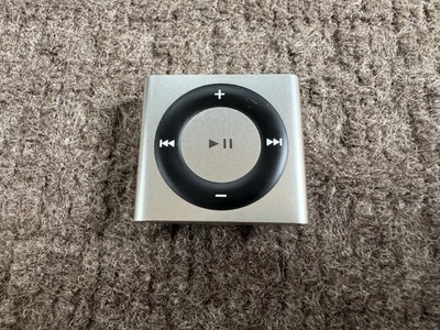 Apple iPod Shuffle 4th Generation 2GB Silver A1373 MC584LLA - Image 1 of 4