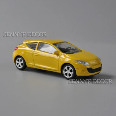 Mondo Motors 1:43 Scale Diecast Car Model Toys Renault Megane Coupe Replica - Image 1 of 4
