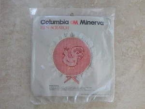 VTG (1983) New Columbia Minerva Hen Scratch Kit ROOSTER IN HOOP #7522 Animals - Picture 1 of 4