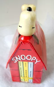 Peanuts Snoopy's Doghouse with 3 Book Set - Bild 1 von 8