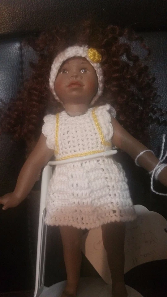 Muñeca bebé Luna de 7 pulgadas de alto Lea de Bascu porcelana Foto 1 de 4