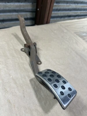 2003 03 04 Ford Mustang Cobra SVT acelerador pedal de gasolina 3337 Foto 1 de 4