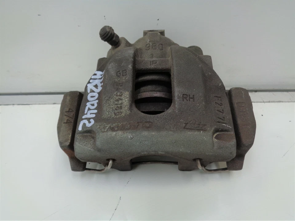 Pinza de freno trasera derecha pasajero Volvo XC70 2003-2006 OEM AK201242 Foto 1 de 4