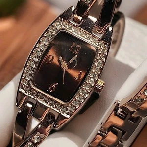 Time And Tru Crystal Accents Watch And Bracelet Set Original Unopened Box - Picture 1 of 7