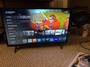 Vizio Tv D32h-J04 w/ Remote - Picture 1 of 5