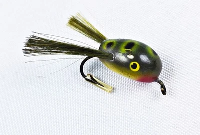 Tough Creek Chub F-1419 Flyrod Dingbat Lure c 1938 Frog Finish - Image 1 of 3