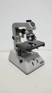 Unitron Me-1661 metalurigical  Microscope - Picture 1 of 7