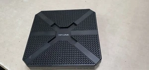 TP-Link AC3200 Wireless Wi-Fi Tri-Band Gigabit Router ROUTER ONLY NO CABLES  - Picture 1 of 8