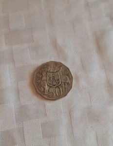 1971 Australian 50 Cent Coin – Coat of Arms - Picture 1 of 4