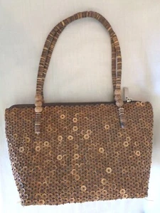 Borsa fatta a mano con guscio di cocco (5730). - Foto 1 di 10