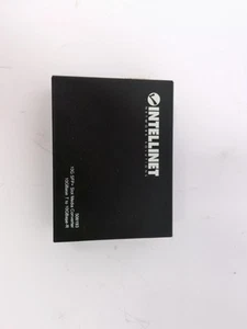 *NO ACC * Konwerter mediów 10gbase-t na 10gbase-r, 1 X 10 Gb Sfp + gniazdo i gniazdo RJ45 - Zdjęcie 1 z 5