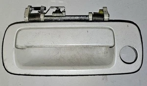 OEM Exterior Driver Door Handle Lexus LS400 90-94 White - Picture 1 of 2