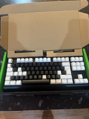 Razer Black Widow V3 Tenkeyless Keyboard - Image 1 of 2