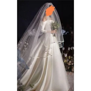 NWT 149'' Stain Edge Wedding Veil with Comb for Bride 【sold as it is】 - Picture 1 of 3
