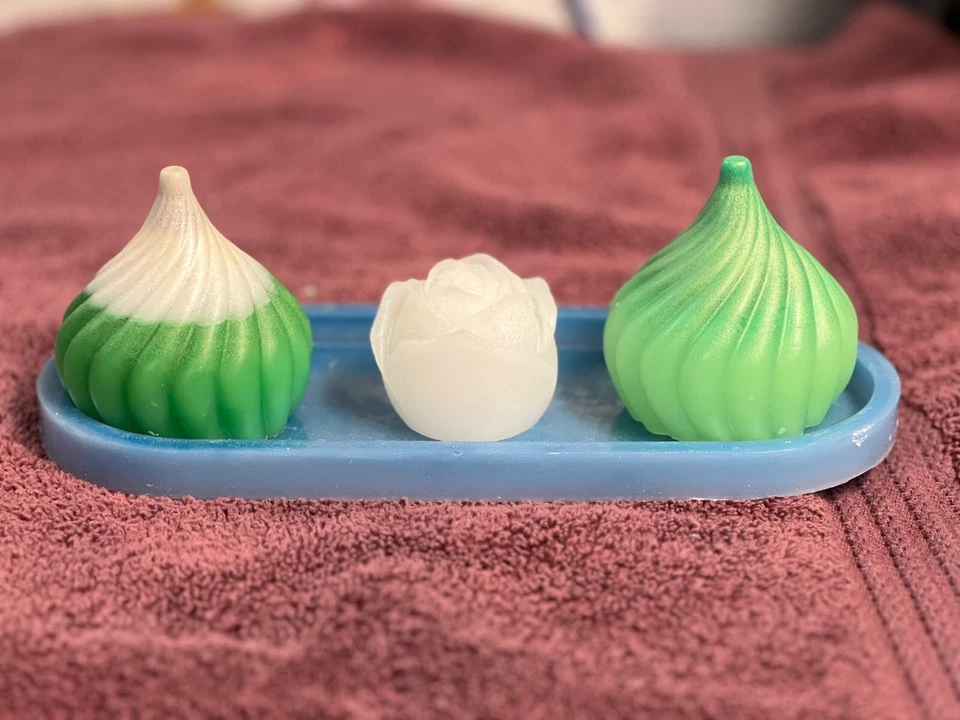 Homemade Wax Melts - Image 1 of 1