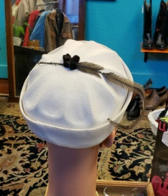 Vintage 1960s Jackie Kennedy White molded Breton Pillbox Hat w/ curled feather  - Image 1 of 4