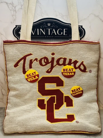 VTG 2005 USC ~ Southern Cal Trojans Woven Tapestry Tote Bag w/ Beat School Pins Cover