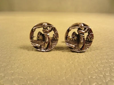 Vintage Golfer in Full Swing Reticulated White Gold Plated Cuff Links - Image 1 of 2
