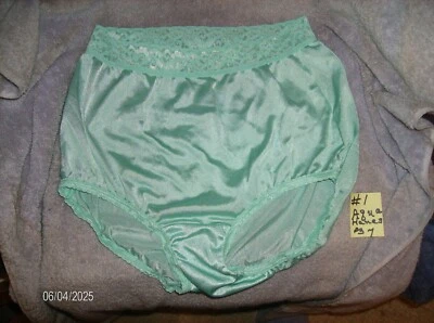 ВИНТАЖНЫЕ НОВЫЕ НЕЙЛОНОВЫЕ БЛЕСТЯЩИЕ ТРУСИКИ HANES AQUA РАЗМЕР 7 С ХЛОПКОВОЙ ПРОМЕЖНОСТЬЮ КРУЖЕВНАЯ ТАЛИЯ - Изображение 1 из 4