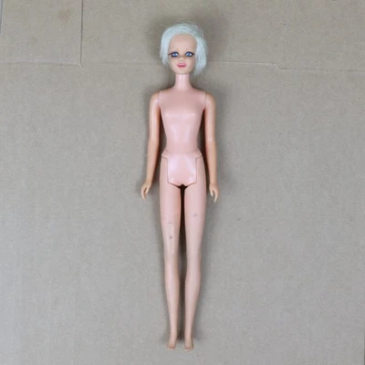 Barbie Twiggy 1966 muñeca Twist Turn flexible Japón Foto 1 de 4
