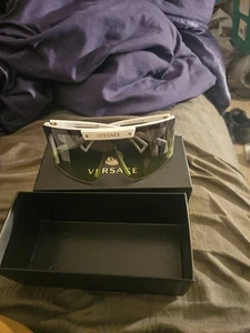Versace Shield Sonnenbrille VE4393 - Bild 1 von 5