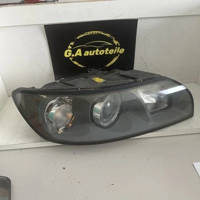 VOLVO V50 MW Scheinwerfer vorne rechts 30698886 31335222  30579250 - Bild 1 von 4