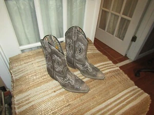 Laredo LC2232 Taupe Studded & Bling Western Cowgirl Boots Youth size 2 - Picture 1 of 11