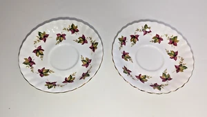 Royal Albert Canada Bone China Untertassen (2) Ahornblätter 5 1/2" Durchmesser Weißgold - Bild 1 von 8