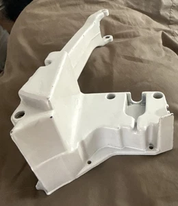 NOS OEM Stihl 030 und 031 Tank Chassis 1113 351 0500 - Bild 1 von 5