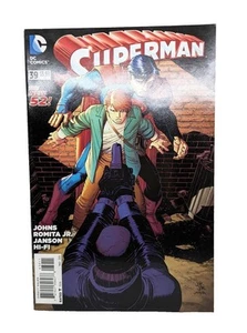 Superman #39 Mayo 2015 "¡Los Nuevos 52!" Cómic de DC - Imagen 1 de 3