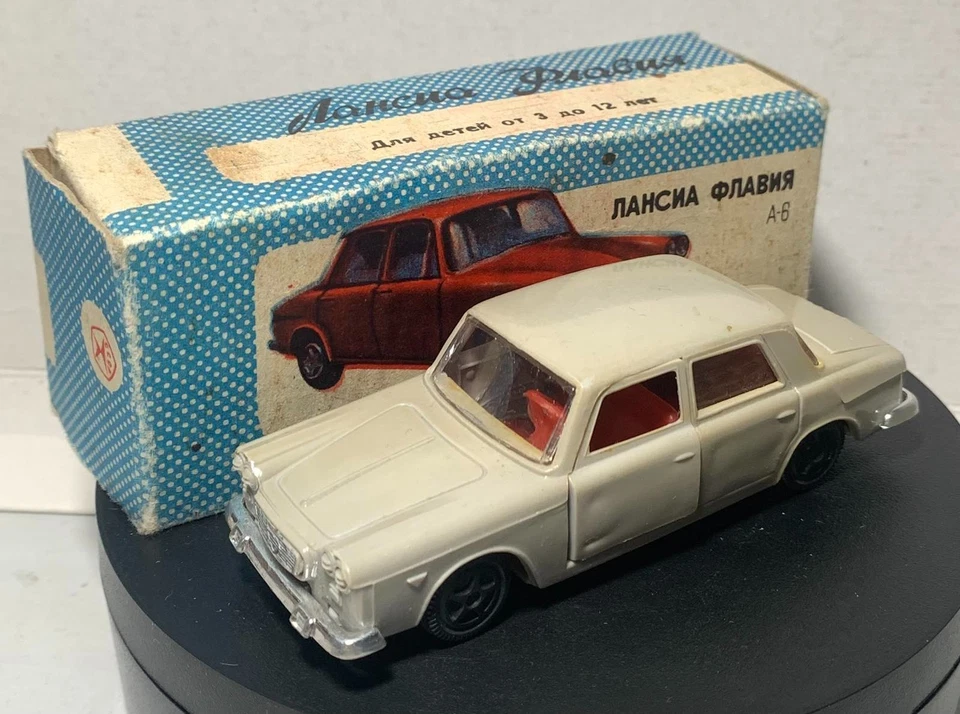Lancia Flavia A6 1/43 Original Box.Novoexport USSR DDR - Image 1 of 4