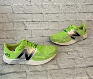 New Balance 890V8  Fuel Cell M890GY8 Neon Green Running Sneakers Mens Size 12.5 - Picture 1 of 13